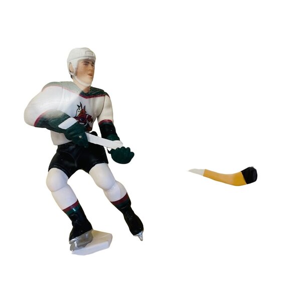 Starting Lineup 1997 Keith Tkachuk 10th Year Edition NHLPA Figure & Card - Picture 4 of 7